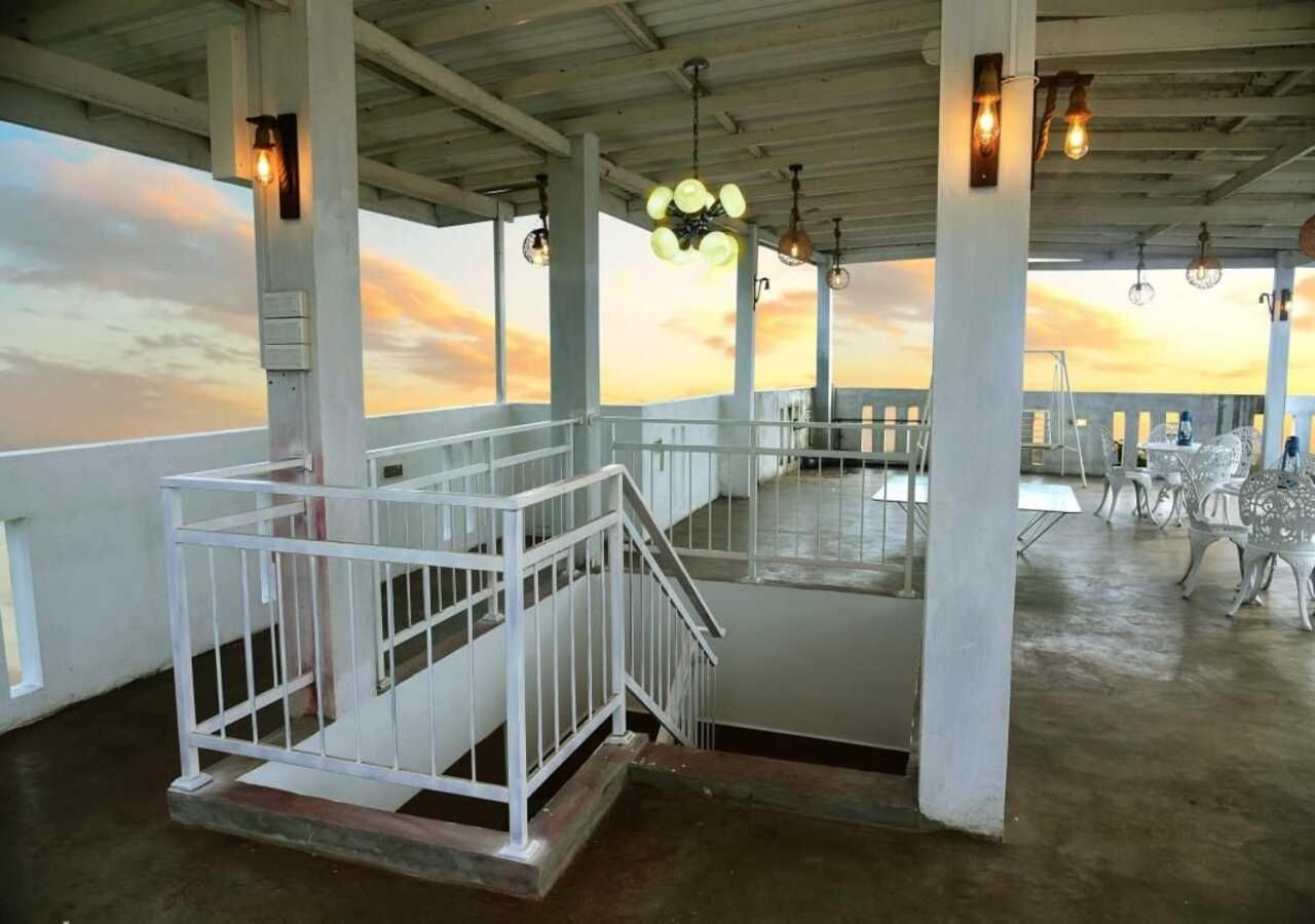 Sunset Sands Хикадува Екстериор снимка